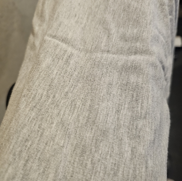 Gilmour Sweatshirt sz O/S - Picture 5 of 6